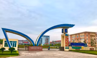 Trường Đại học Quảng Bình nợ BHXH của 232 cán bộ, nhân viên