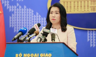 Bà Lê Thị Thu Hằng tại cuộc họp báo thường kỳ chiều nay. (Ảnh: Như Ý)