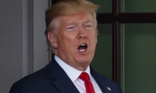 Tổng thống Mỹ Donald Trump vừa thông báo tàu chiến Mỹ mới tiêu diệt một máy bay không người lái của Iran. (Ảnh: AP)