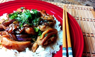 Món gà rán xào cà. (Ảnh minh họa)