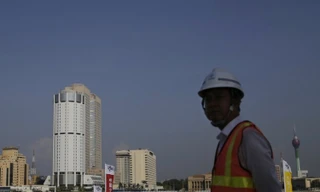 Sri Lanka buộc phải cho Trung Quốc thuê 1 cảng biển trong 99 năm vì không trả được nợ. (Ảnh: SCMP)