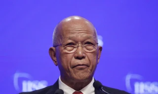 Bộ trưởng Quốc phòng Philippines Delfin Lorenzana