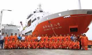 Nhóm Tàu Trung Quốc Hải Dương 8 vi phạm vùng đặc quyền kinh tế của Việt Nam từ đầu tháng 7 đến gần cuối tháng 10. (Ảnh: SCMP)