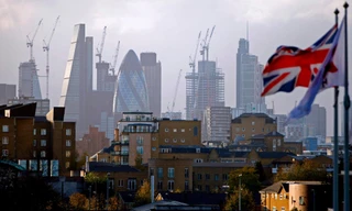 Anh là một trong những đầu tàu kinh tế châu Âu đang cận kề suy thoái kinh tế