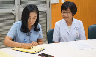 Hình ảnh Việt Trinh hoàn thành các thủ tục để hiến tạng.