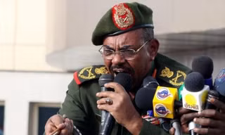 Tổng thống Omar al-Bashir. Ảnh: The African Exponent