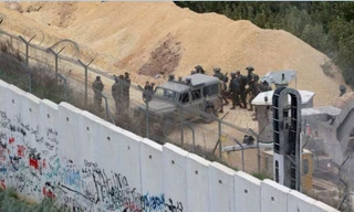 Quân đội Israel ra thông báo cho biết đã phát hiện đường hầm thứ ba được đào xuyên từ phía bên kia biên giới của Lebanon vào trong lãnh thổ Israel. Ảnh: AFP