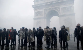 Pháp sẽ triển khai 89.000 cảnh sát để đối phó biểu tình quy mô lớn. (Ảnh: Reuters)