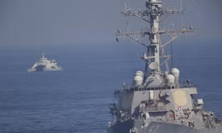 Nhóm tấn công do tàu sân bay USS John C. Stennis dẫn đầu. Ảnh: AP