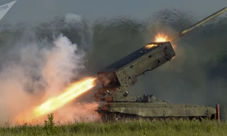 Hợp đồng xuất khẩu hệ thống TOS-1A Solntsepek được ký từ năm 2017