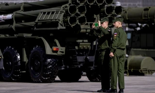 Quân đội Nga cấm sử dụng điện thoại thông minh