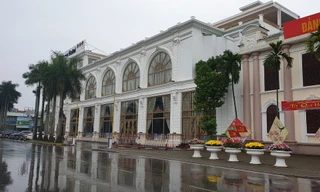 Các khách sạn lớn Vị Hoàng Lakesize… của Nam Định đều đã cháy phòng