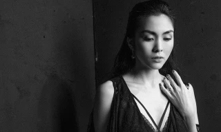 Ngọc nữ Tăng Thanh Hà tuyệt đẹp với váy ren xuyên thấu 