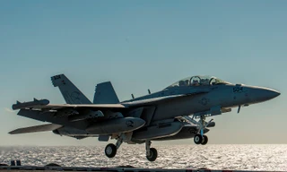 Máy bay tấn công EA-18G Growler. Ảnh: US Navy 