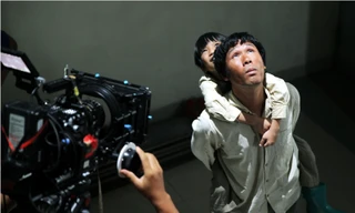 "Cha cõng con" là bộ phim dành cho gia đình nhẹ nhàng và cảm động.