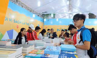 Doanh thu sơ bộ Ngày sách Việt Nam lần thứ 5 đạt khoảng 11 tỷ đồng 