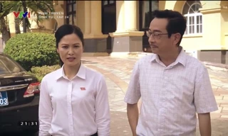 Phó Bí thư và Chủ tịch tỉnh đối đáp như hai con hổ rình mồi