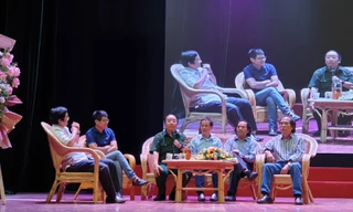 Các nhà thơ, nhà phê bình giới thiệu gương mặt thơ Trần Lê Khánh