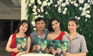 Đạo diễn Đỗ Thanh Hải gặp lại dàn diễn viên "Phía trước là bầu trời"