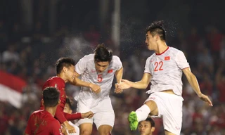 Đoàn Văn Hậu đánh đầu ghi bàn trong trận Chung kết với Indonesia
