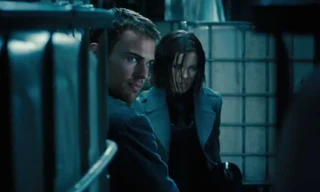 Vẻ đẹp hút hồn của Theo James và Kate Beckinsale trong Thế giới ngầm 5