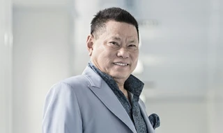 Tỷ phú Hoàng Kiều gửi văn bản về ý định kiện Sky Music