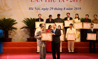 NS Trần Hạnh: Vui nhận NSND ở tuổi 90 nhưng đó không phải là mục đích làm nghề