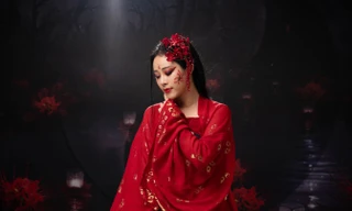 Hoa Trần lại tung MV cổ trang