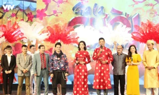 Hoa hậu Đỗ Mỹ Linh thử sức dẫn chương trình Gala cười 2019