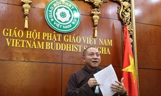 Hòa thượng Thích Gia Quang thông báo kết luận về tạm đình chỉ chức vụ trước khi cách chức Đại đức Thích Trúc Thai Minh.