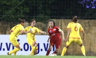 Trận đấu giữa TPHCM I và Phong Phú Hà Nam.