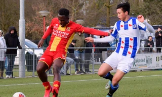 Văn Hậu lại đá trọn 90 phút cho Jong Heerenveen