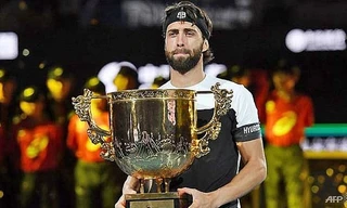 Hành hung vợ cũ, tay vợt Basilashvili đối diện án tù 3 năm