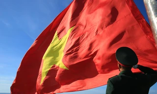 Trang nghiêm Lễ thượng cờ trên đảo Lý Sơn