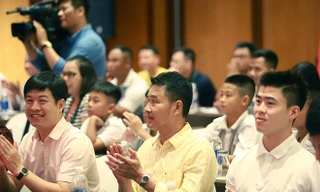 Cựu danh thủ Hồng Sơn nhận nhiều lời mời làm HLV V-League