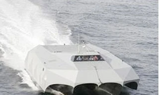 Mỹ đưa tàu chiến tàng hình tới biển Đông