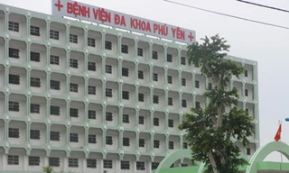 Đi thang máy phải chi tiền