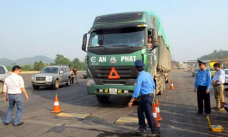 Hiểm họa trên cao tốc dài nhất Việt Nam
