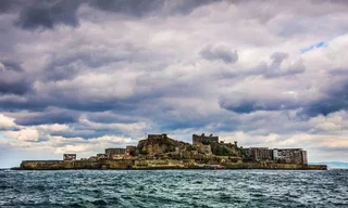 Hoang đảo nổi tiếng ghê rợn của Nhật Bản được UNESCO vinh danh làm Di sản Văn hóa thế giới năm 2015