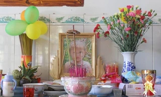 Di ảnh bé Nguyễn Như Ý.