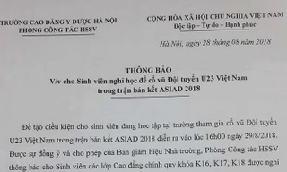Trường ở Hà Nội cho SV nghỉ học cổ vũ Olympic Việt Nam đá bán kết