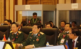 Bộ trưởng Quốc phòng Phùng Quang Thanh phát biểu tại Hội nghị. (Ảnh: Bảo Trung/TTXVN)