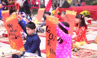 Dạy trò yêu tết xưa