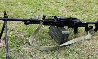 Khám phá sức mạnh súng máy của lính Spetsnaz Nga