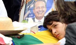 Hàng nghìn người Brazil dự lễ tang ứng viên Tổng thống thiệt mạng