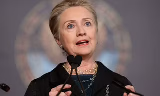 Bà Hillary Clinton