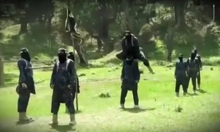 Phiến quân IS tập chịu đòn ở chỗ hiểm