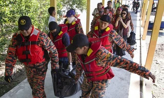 Những thi thể được trục vớt (Ảnh: BBC)