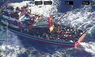 Chiếc tàu đánh cá gặp nạn ngoài bờ biển Síp hôm 24/9.