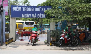 Dịch COVID -19 bùng phát, tài xế 'méo mặt' vì bến xe, đường phố vắng tanh